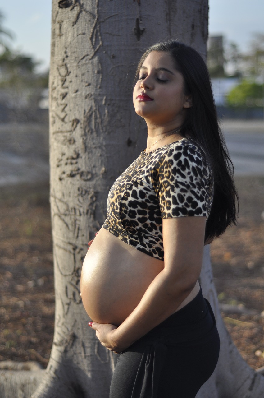 woman pregnant sol free photo