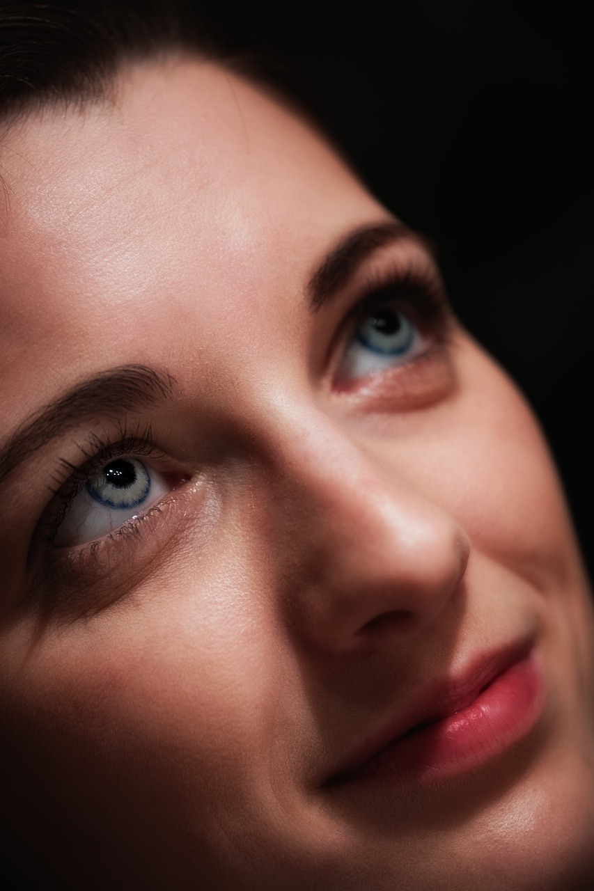 woman eyes pupils free photo