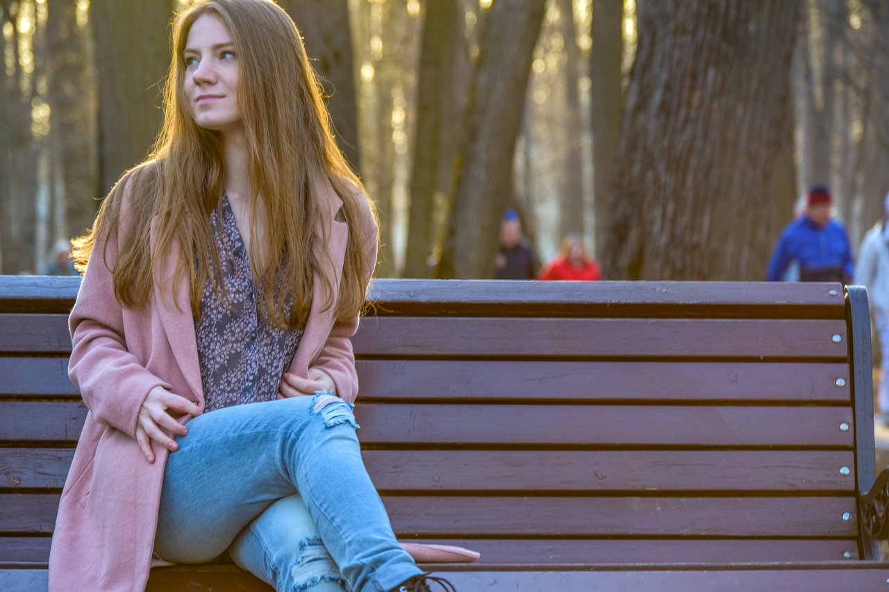 woman  outdoors  people free photo