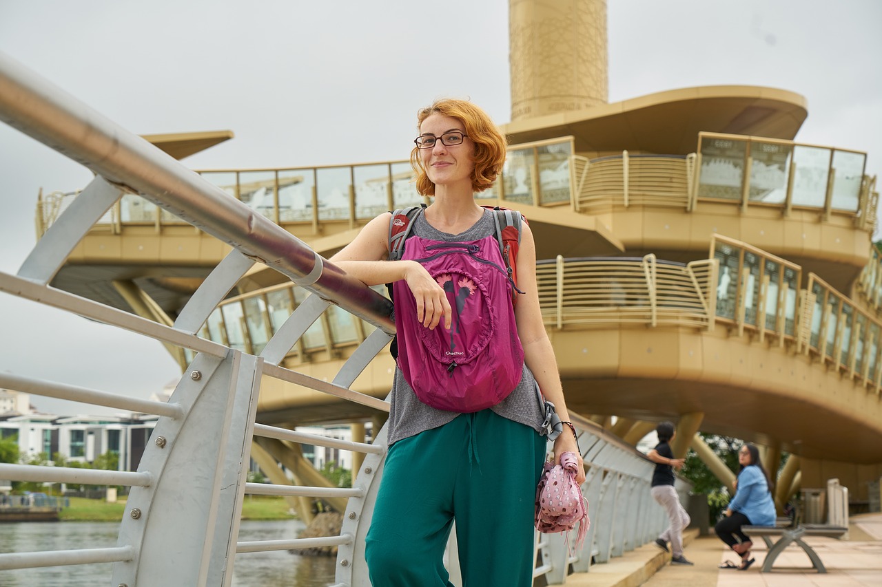 woman  tourist  bag free photo