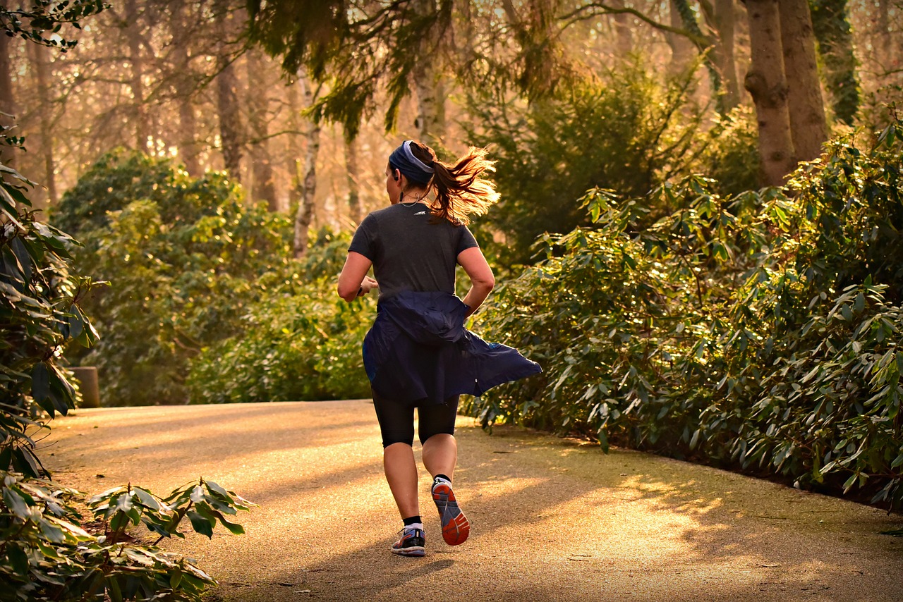 woman  running  runner free photo