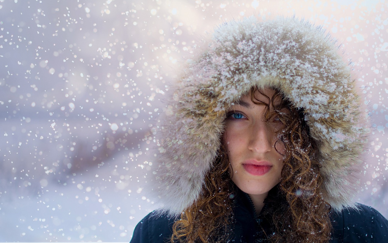 woman  snow  portrait free photo