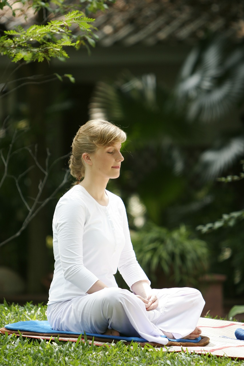 woman buddhist meditate free photo