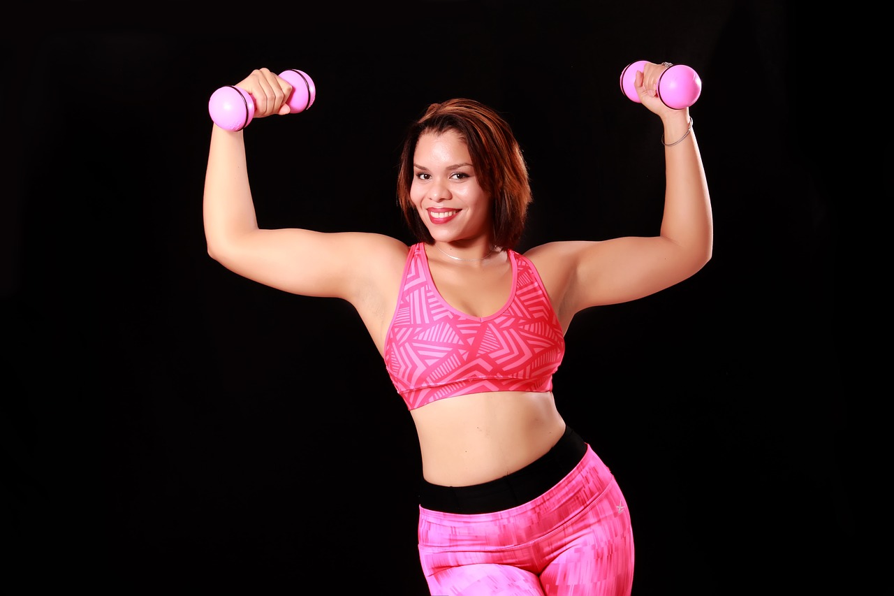 women strong figure free photo