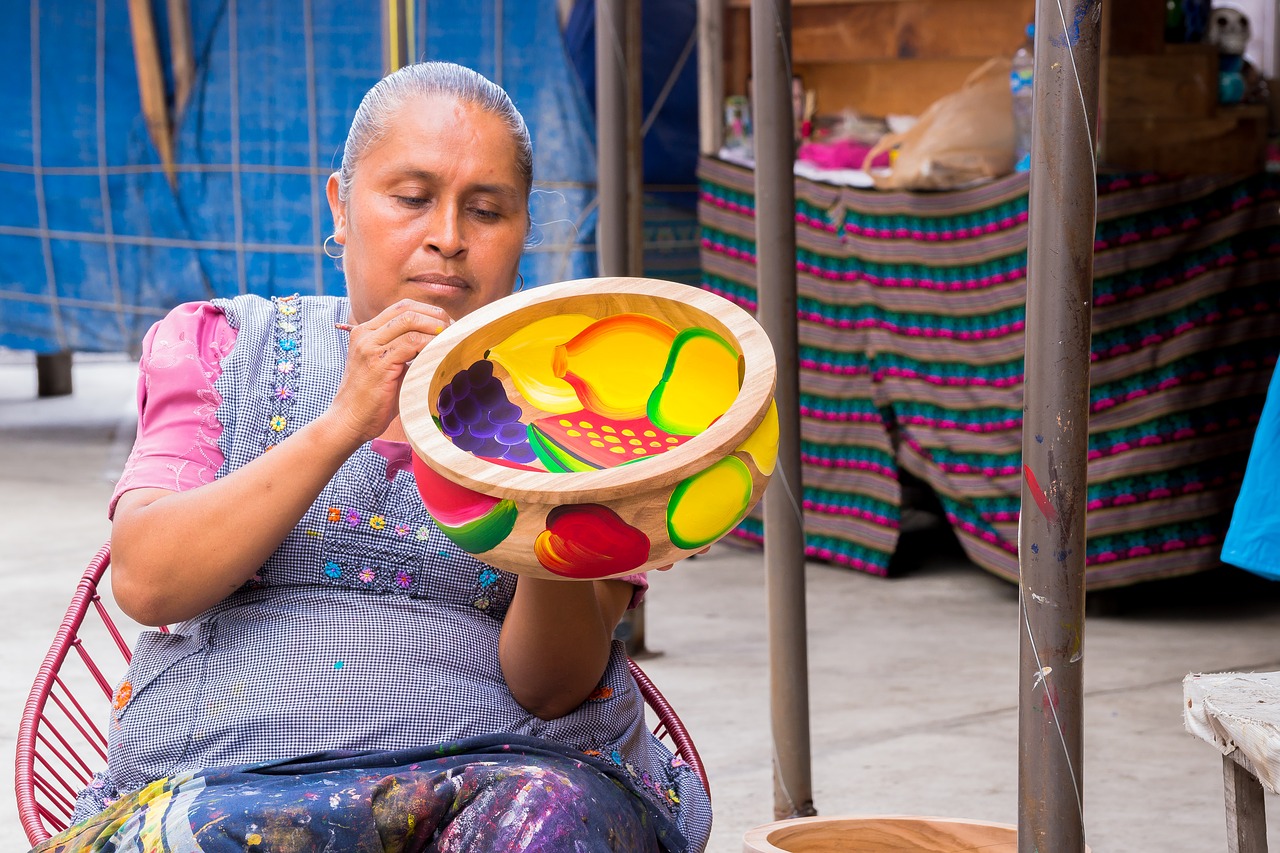 women  crafts  mexican free photo