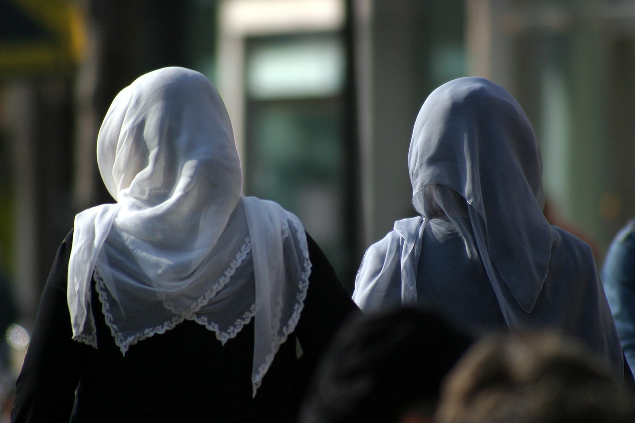 women headscarves street free photo