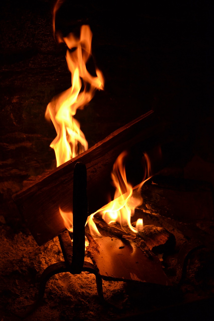 wood flame heat free photo