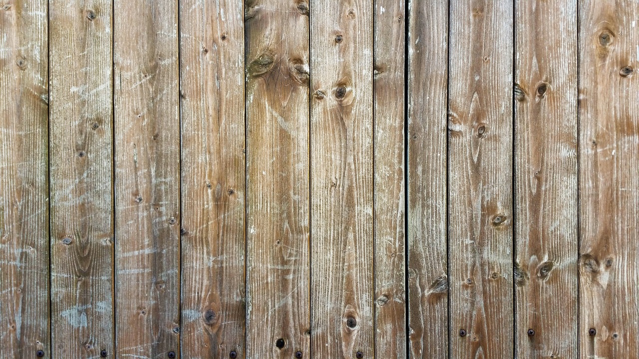wood fence without gaps