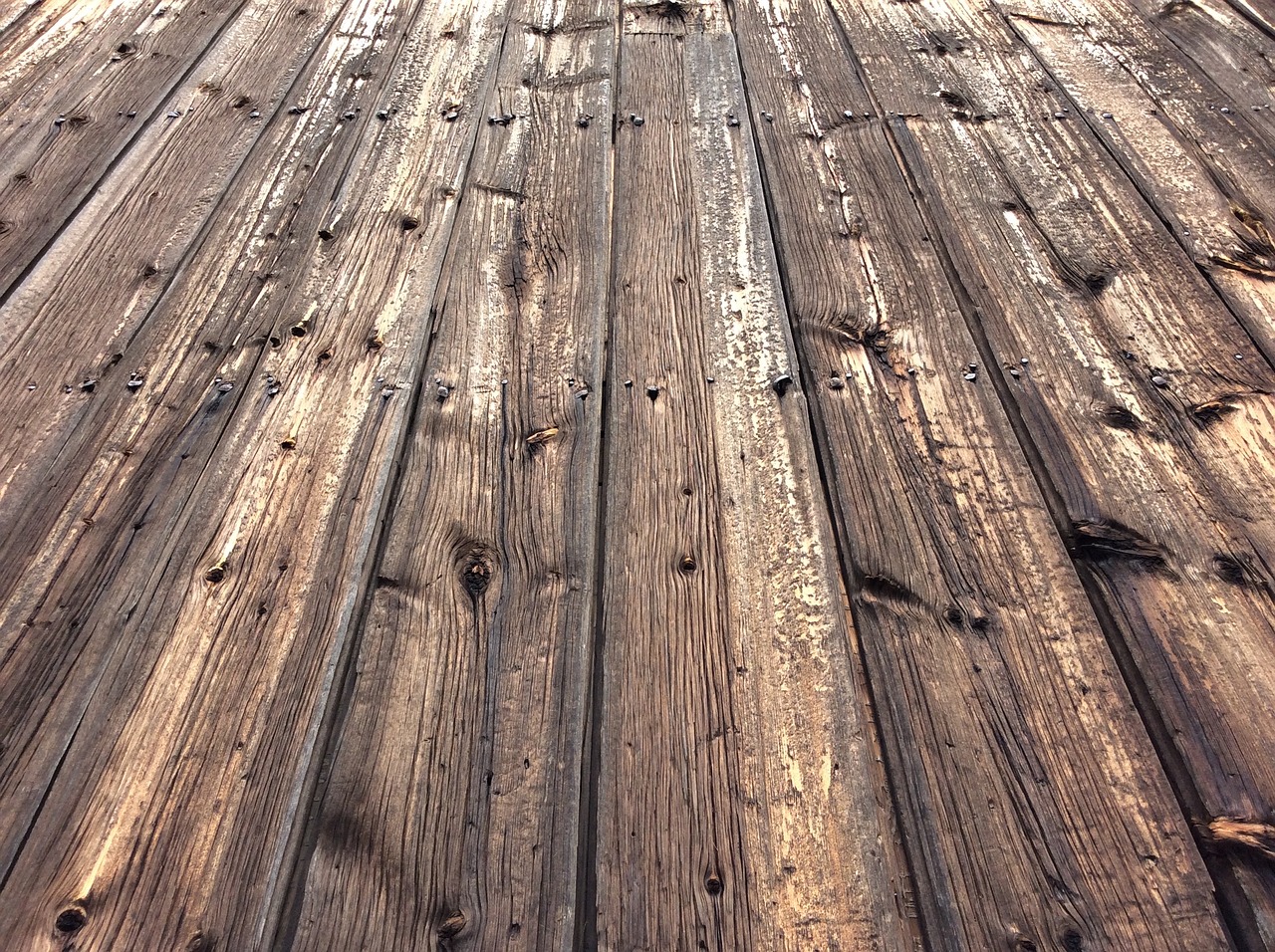 wood planks barn free photo