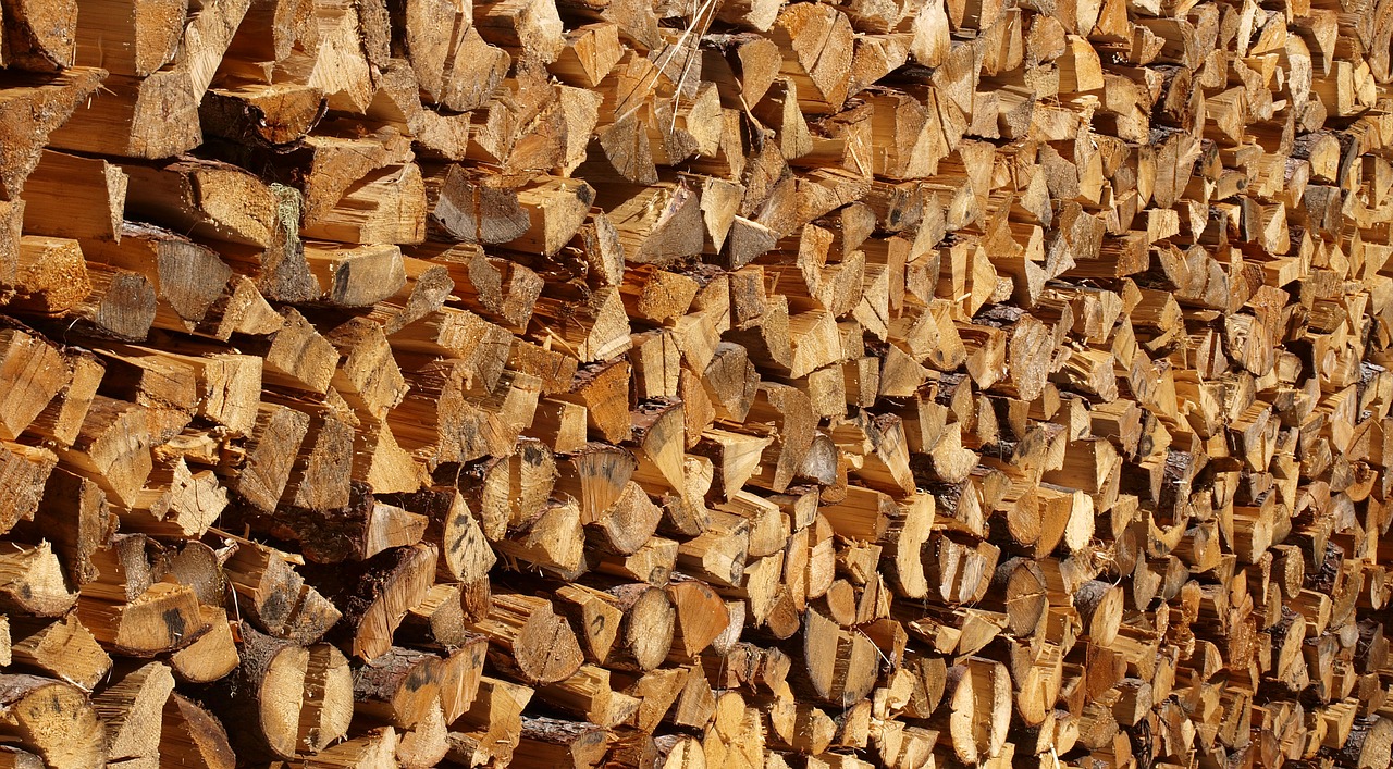 wood stack holzstapel free photo