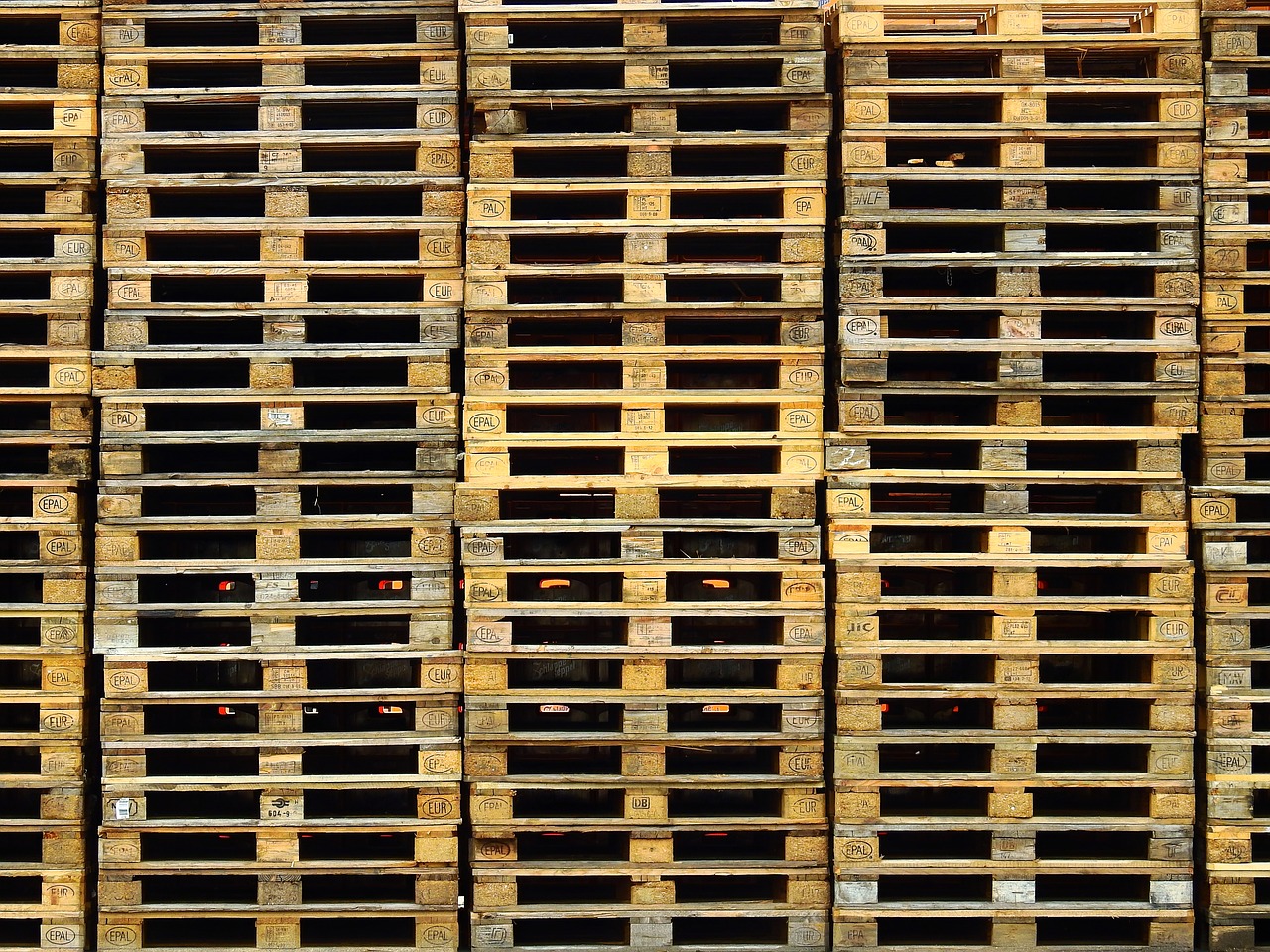 wood pallets industry free photo