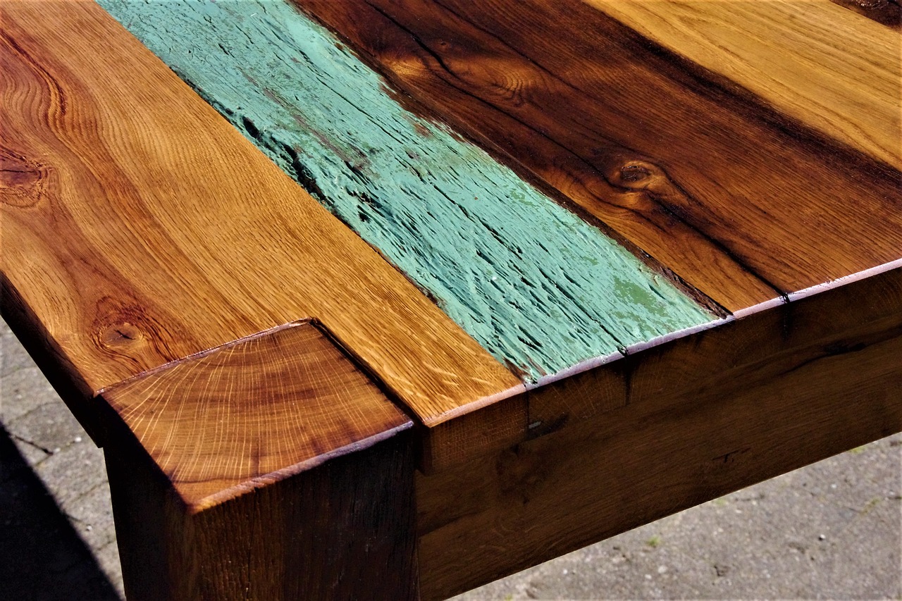wood table annual rings free photo