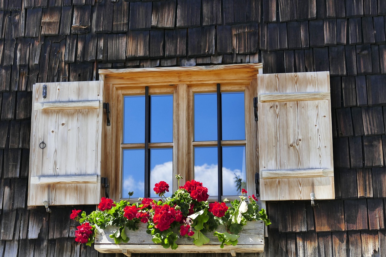 wood home window free photo