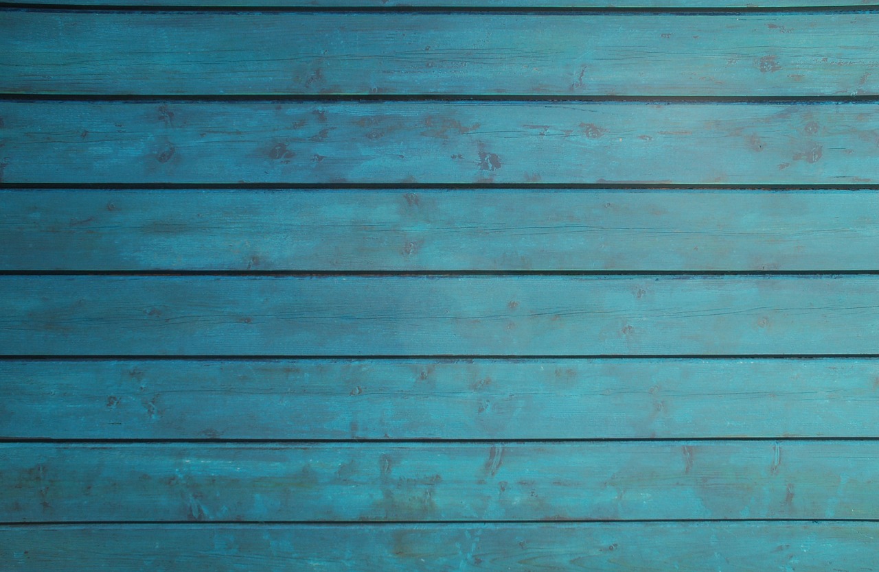 wood wall barn free photo