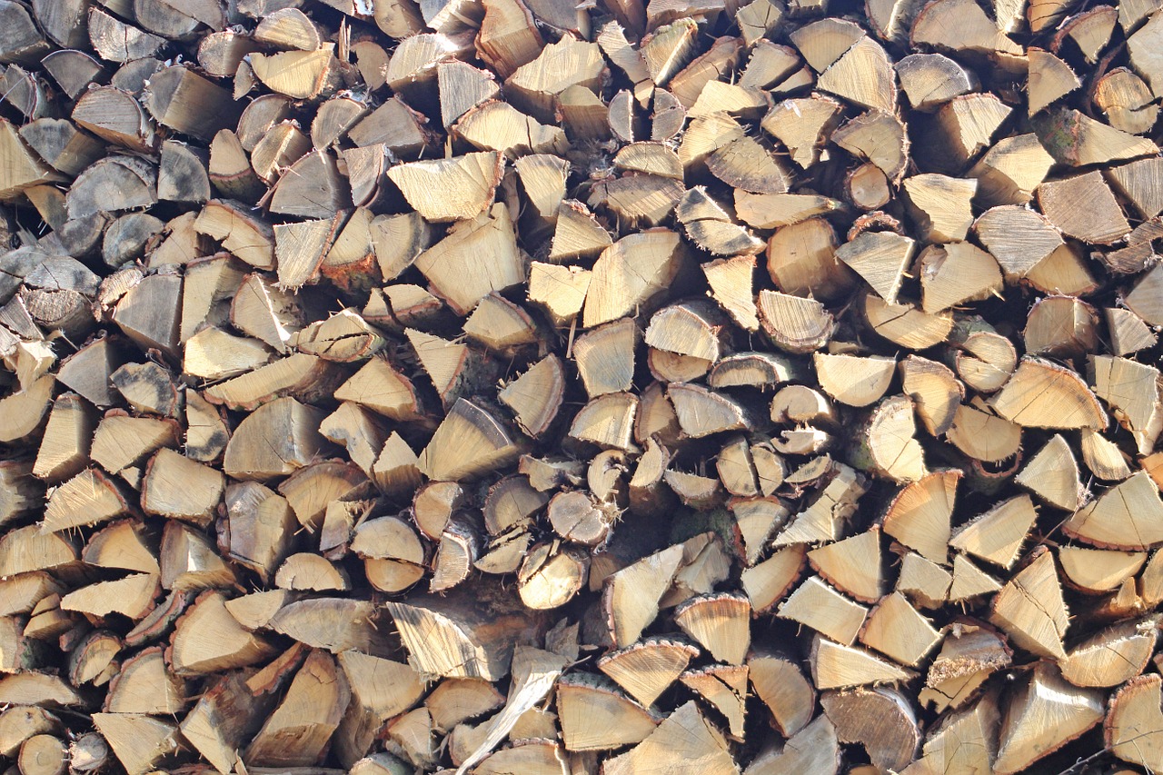 wood firewood holzstapel free photo