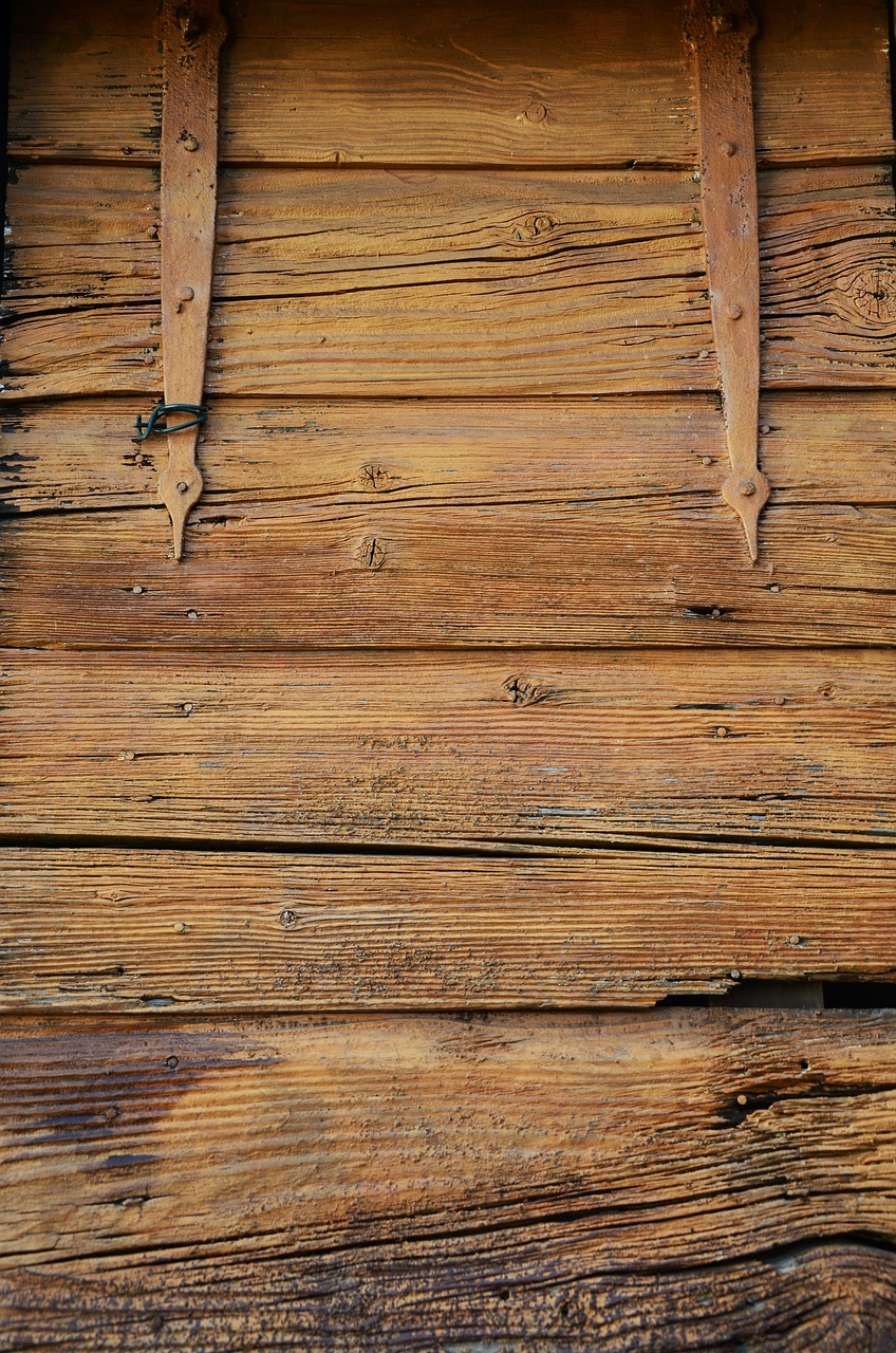 wood old wooden structure free photo