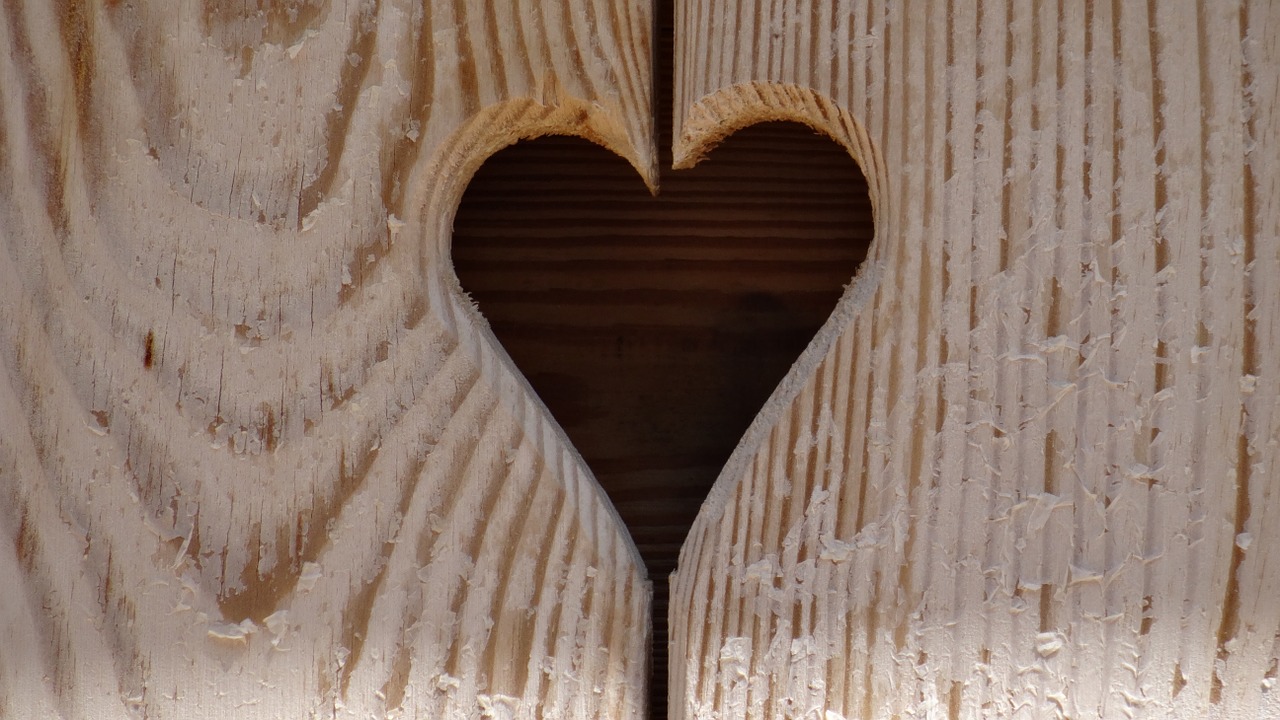 wood board heart free photo