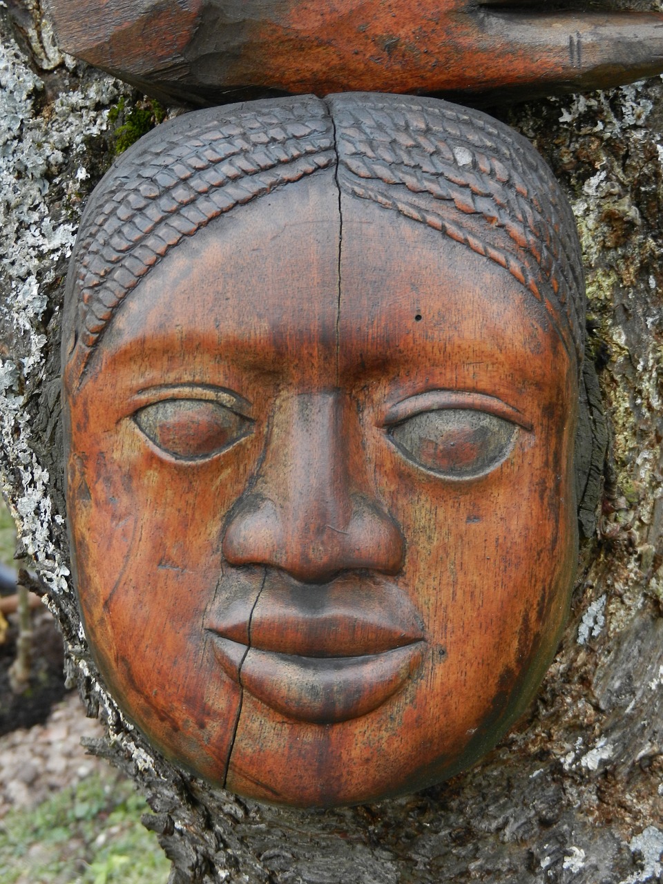 wood carving portrait afrikanerin free photo