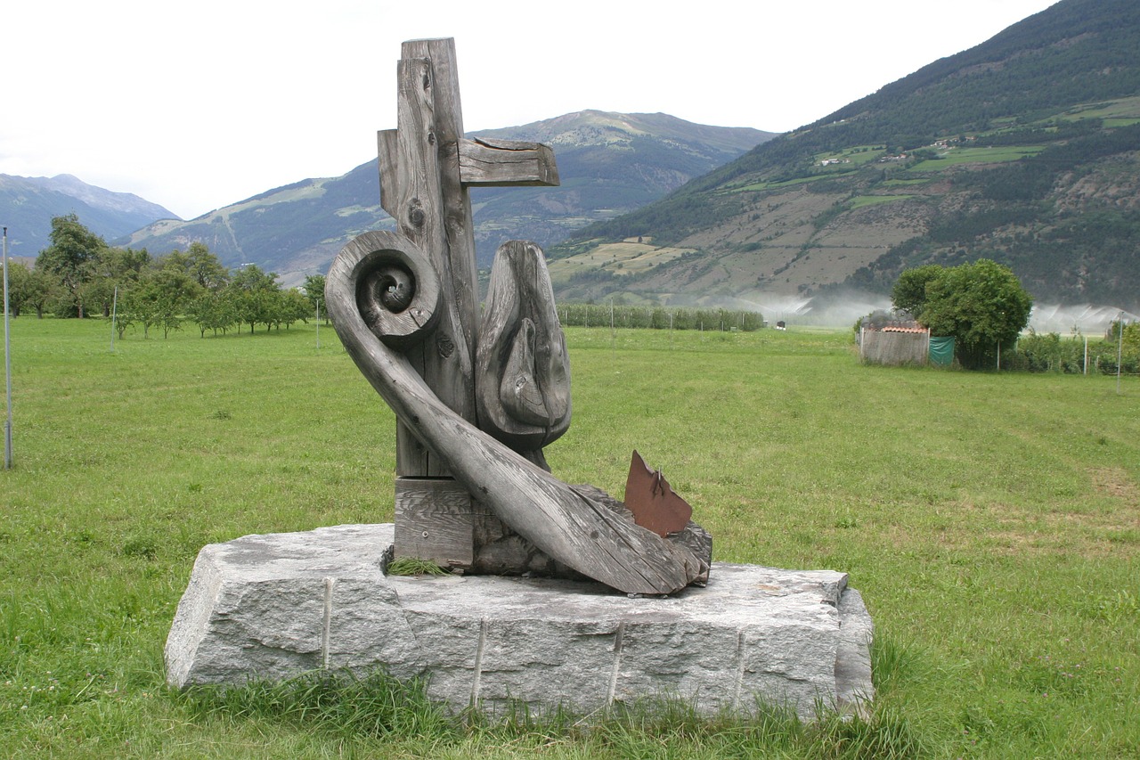 wood carving wood work south tyrol free photo