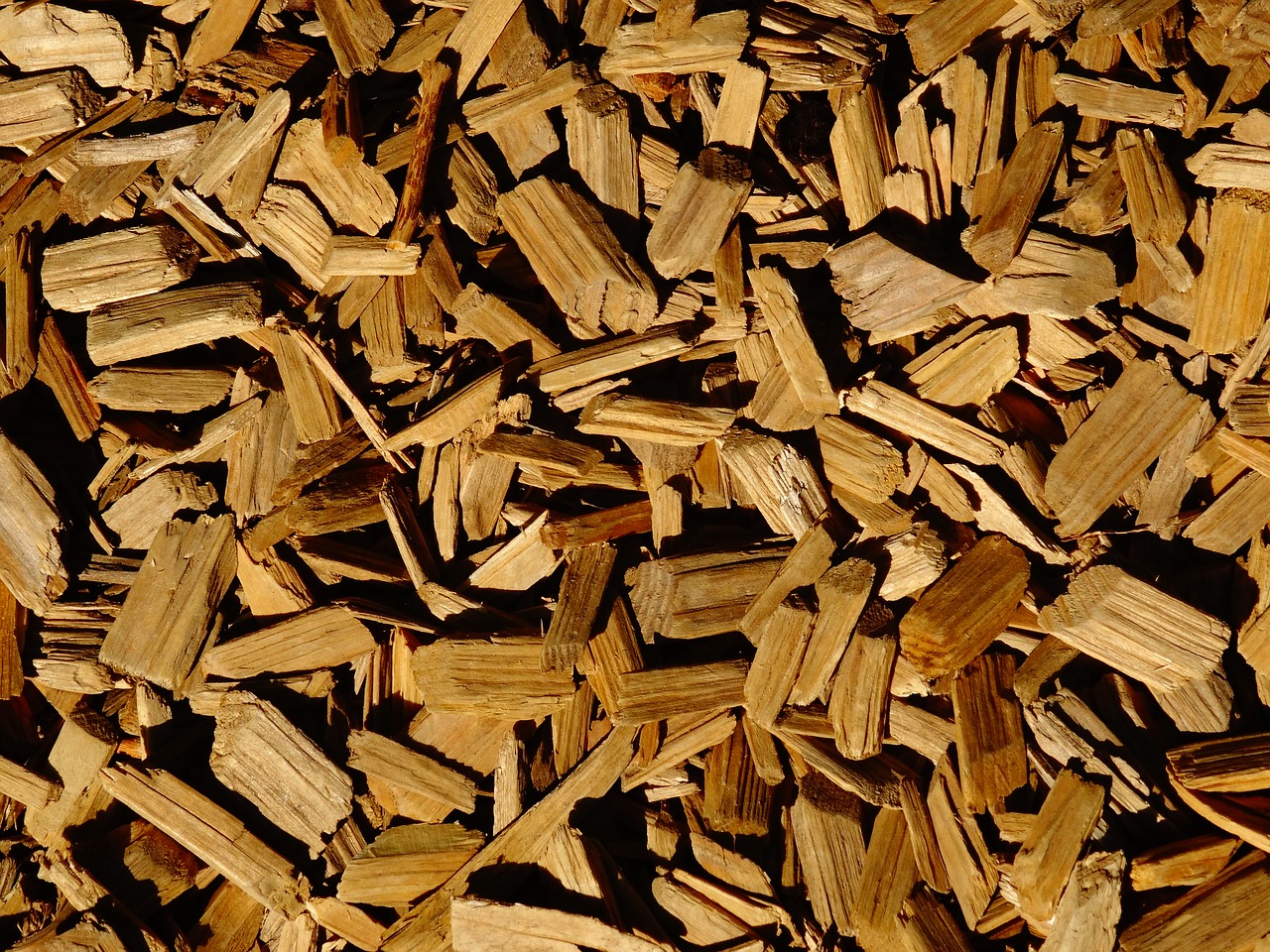 wood chips background wood free photo