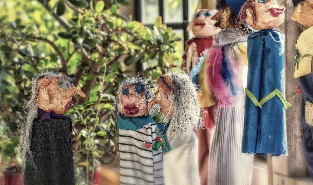 wood dolls puppet show dolls free photo