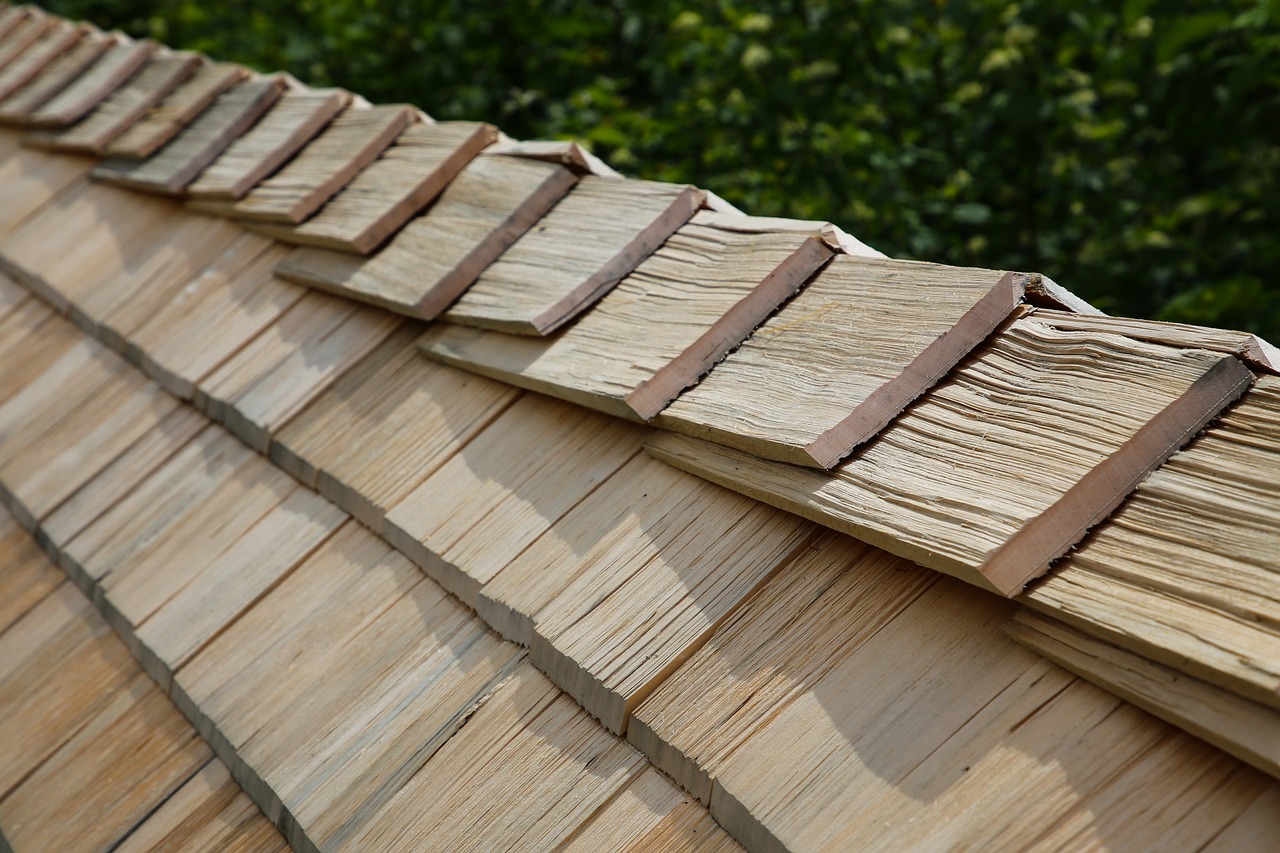 wood shingles  shingle  roofing free photo