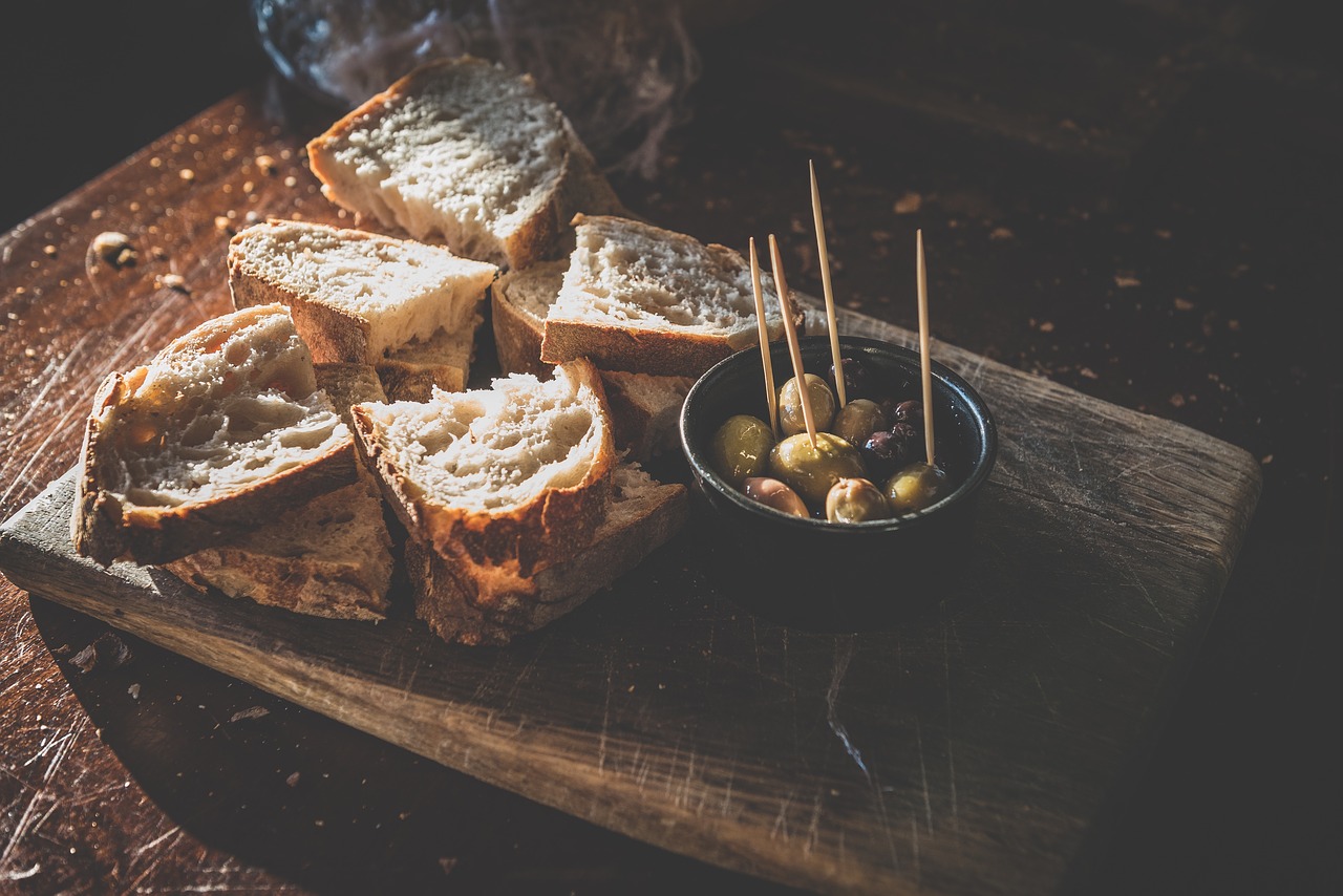 wooden board food free photo