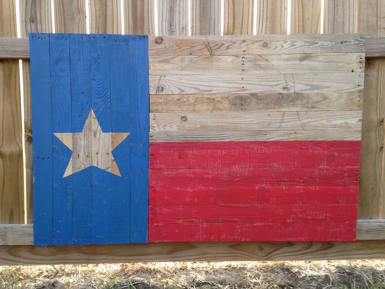 wooden texas flag free photo