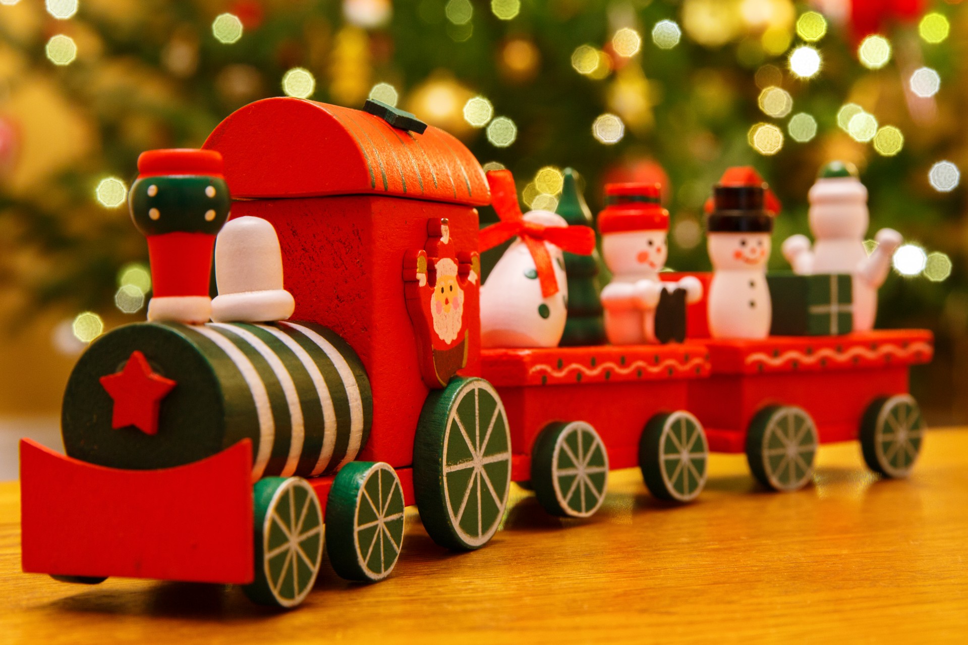 christmas train toy free photo