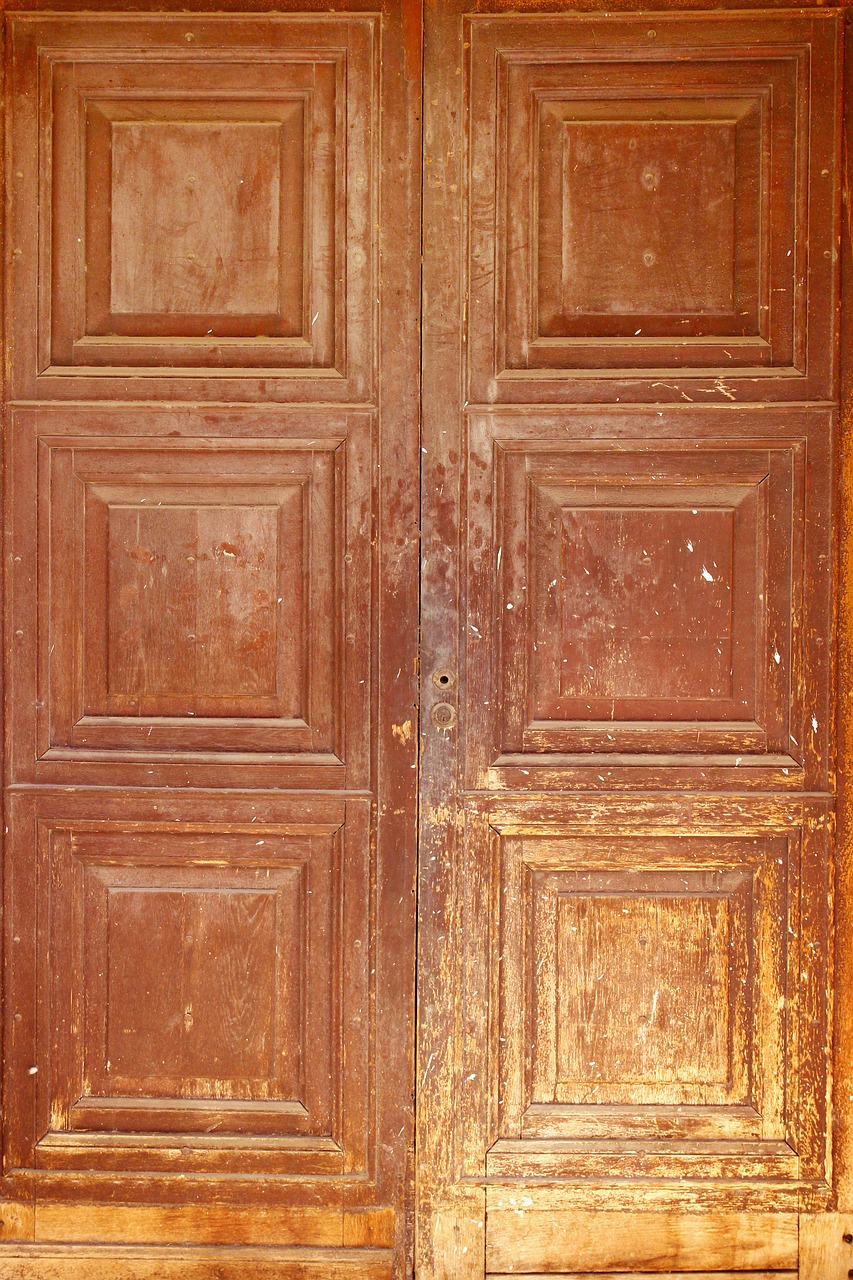 wooden door old wood door free photo