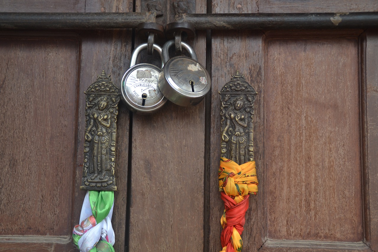 wooden door castles indian deities free photo