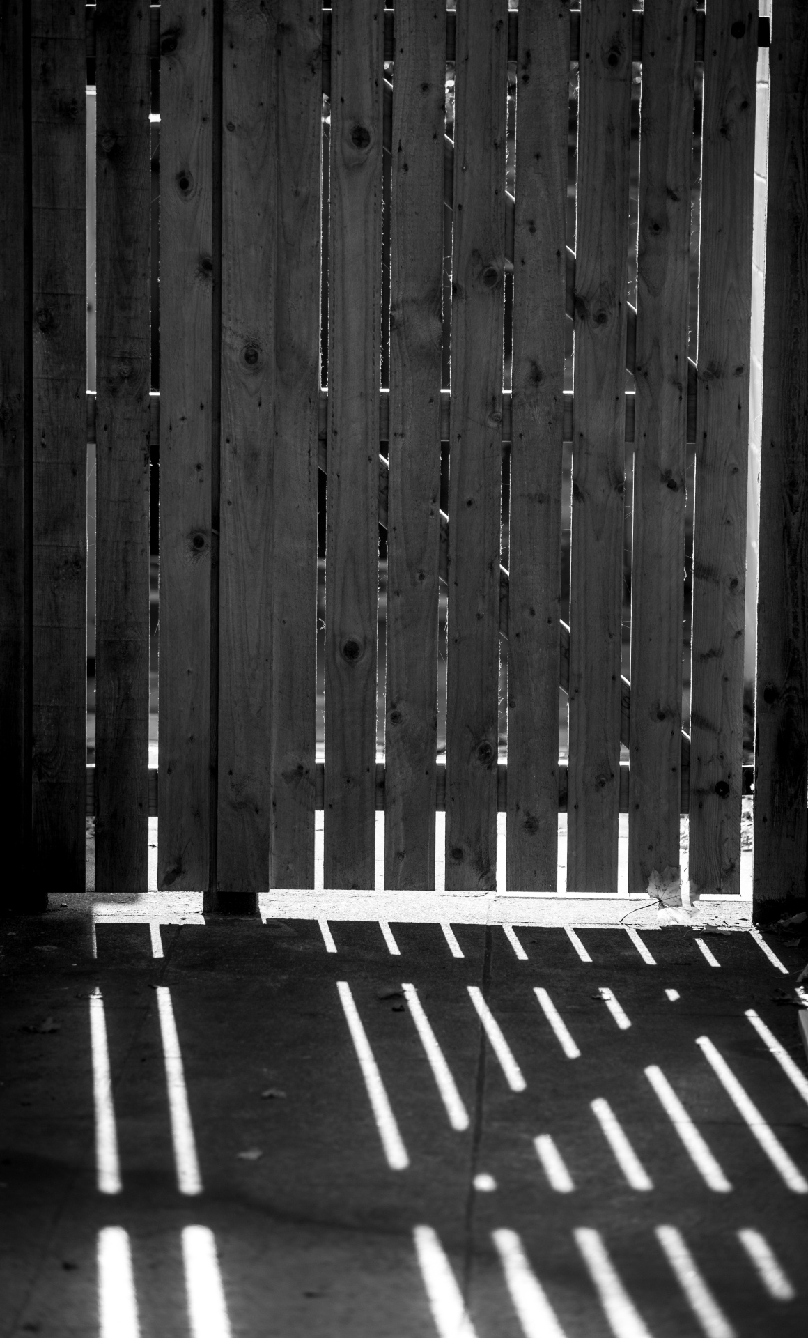 old wooden gate free photo