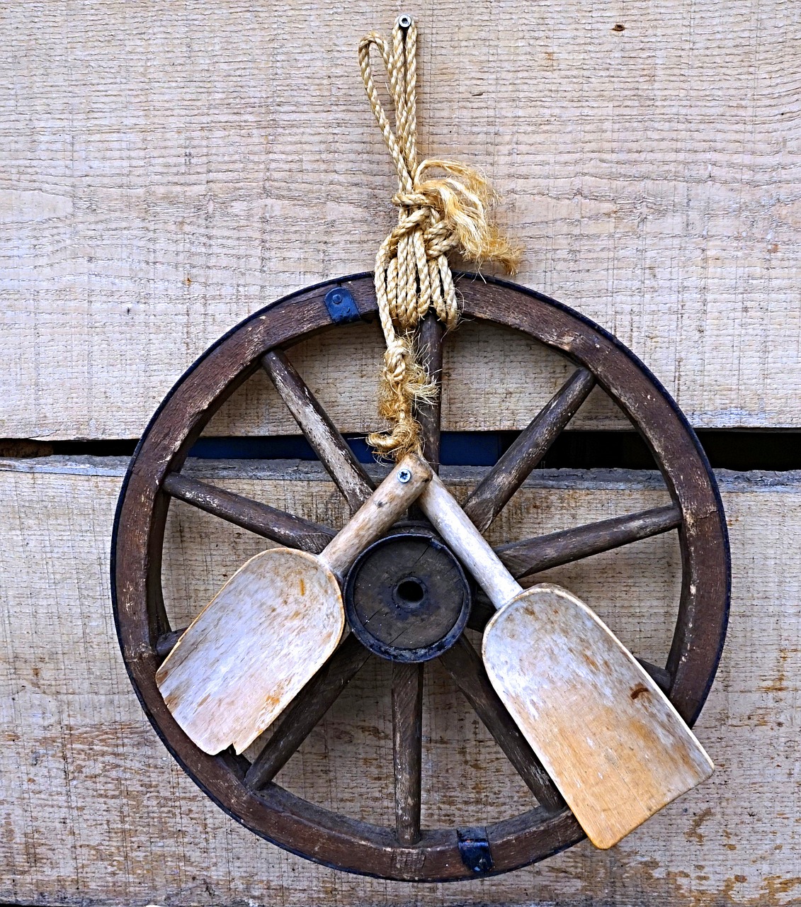 wooden wheel  wood blades  rustic free photo