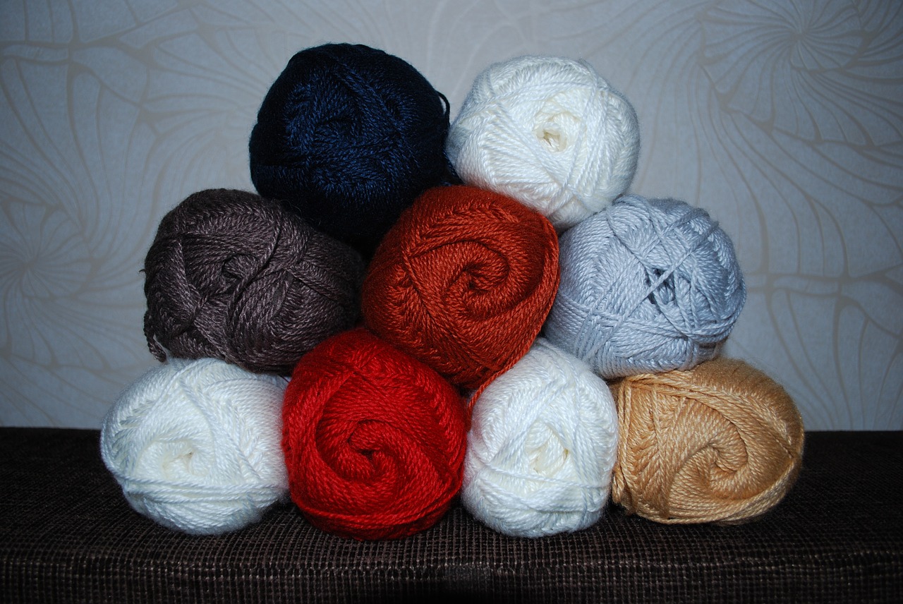 wool yarn hank free photo