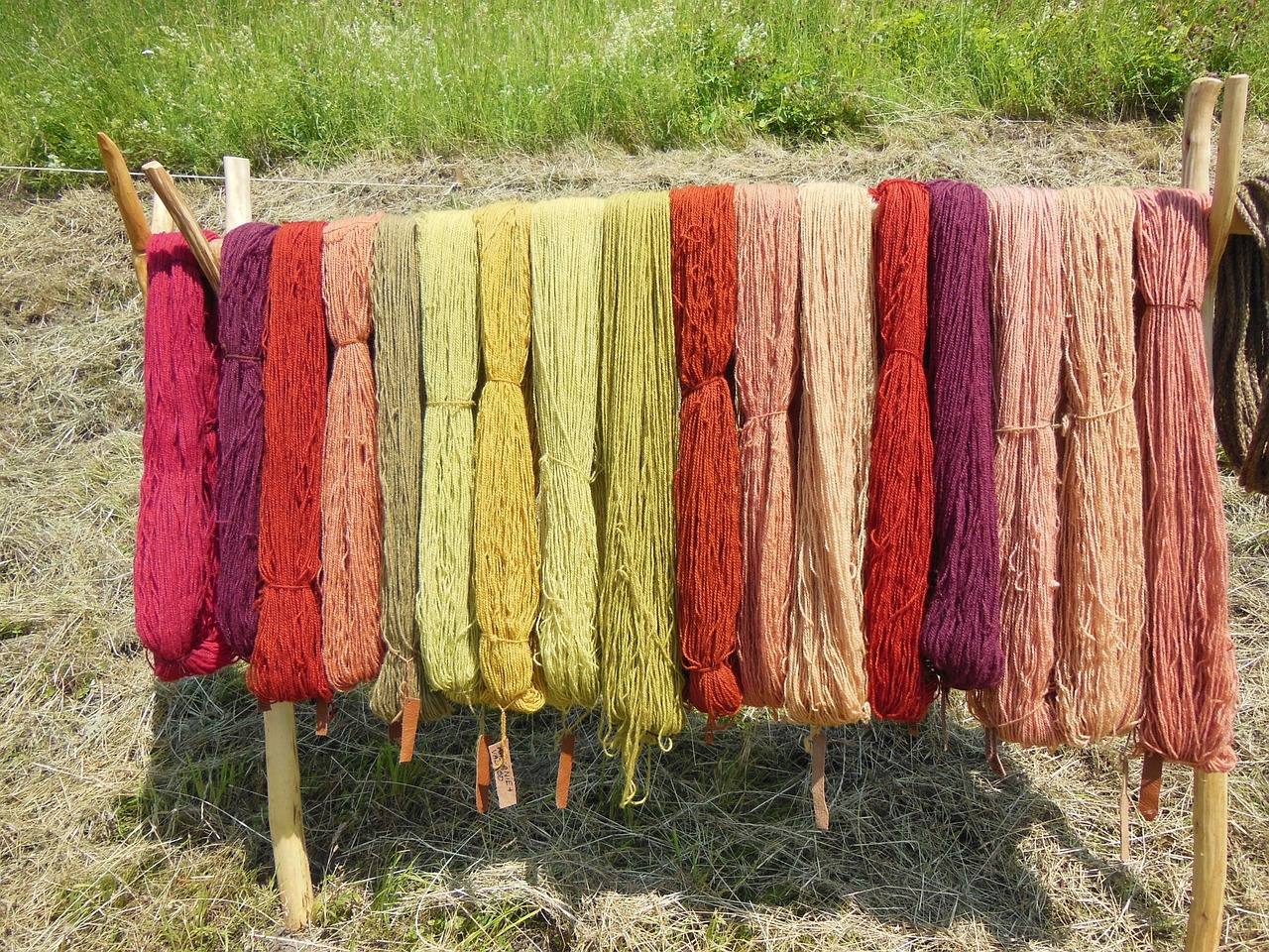 wool woolen yarn hand spun free photo