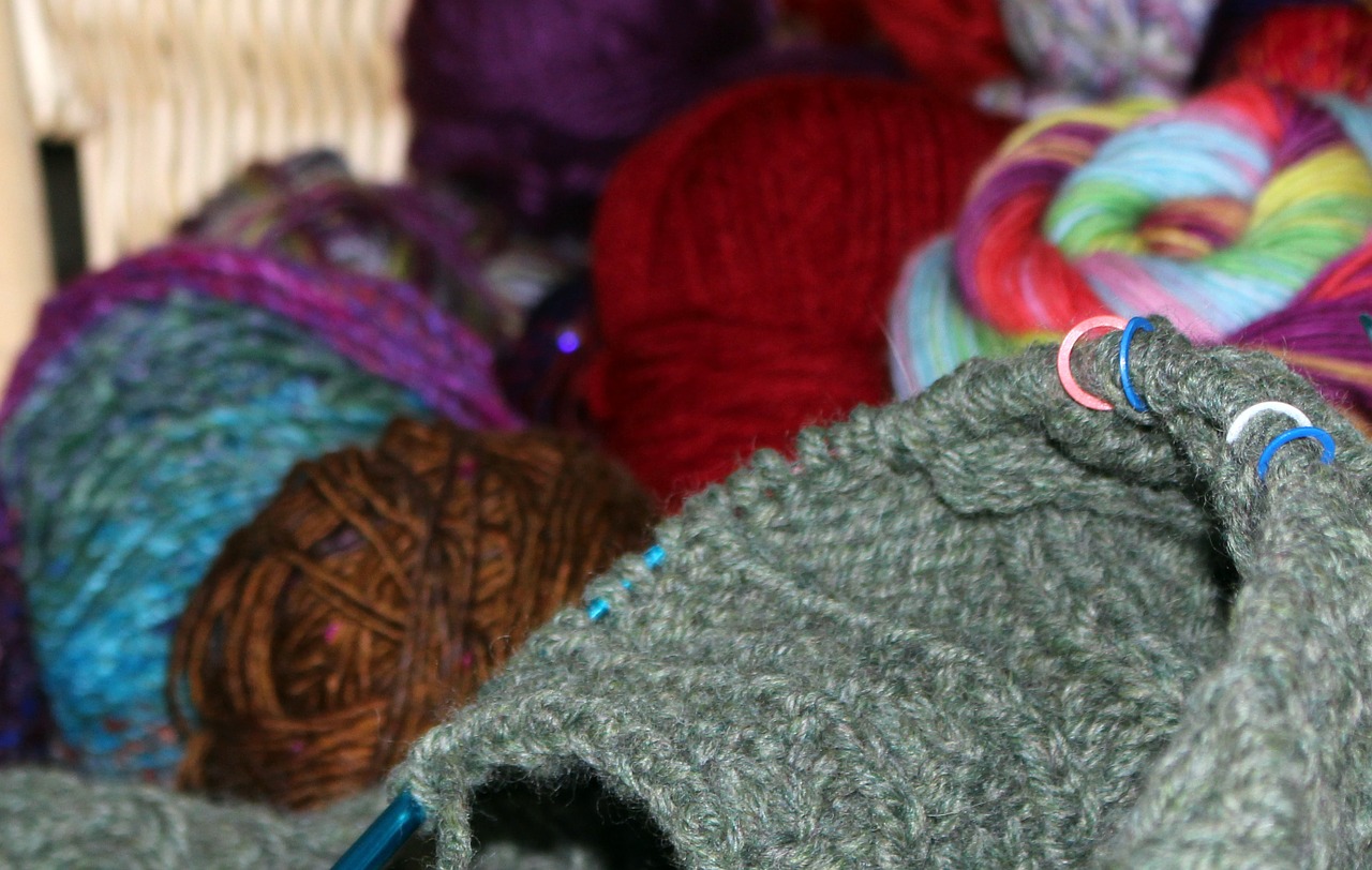 wool aran knitting cable free photo
