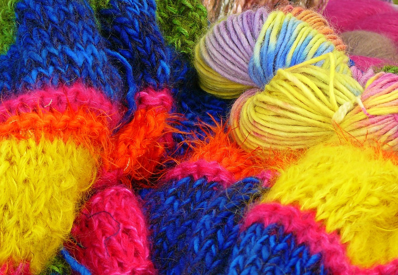 wool knitting wool hand labor free photo