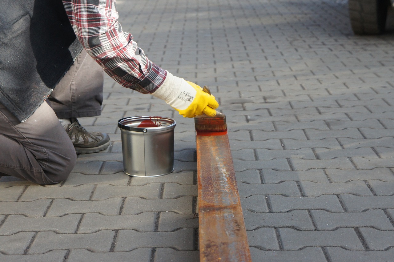 worker painting work free photo