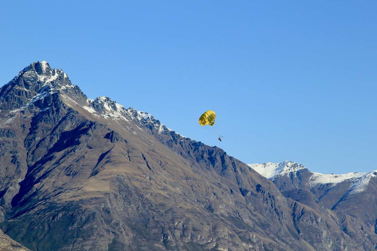 wow fun paraglide free photo