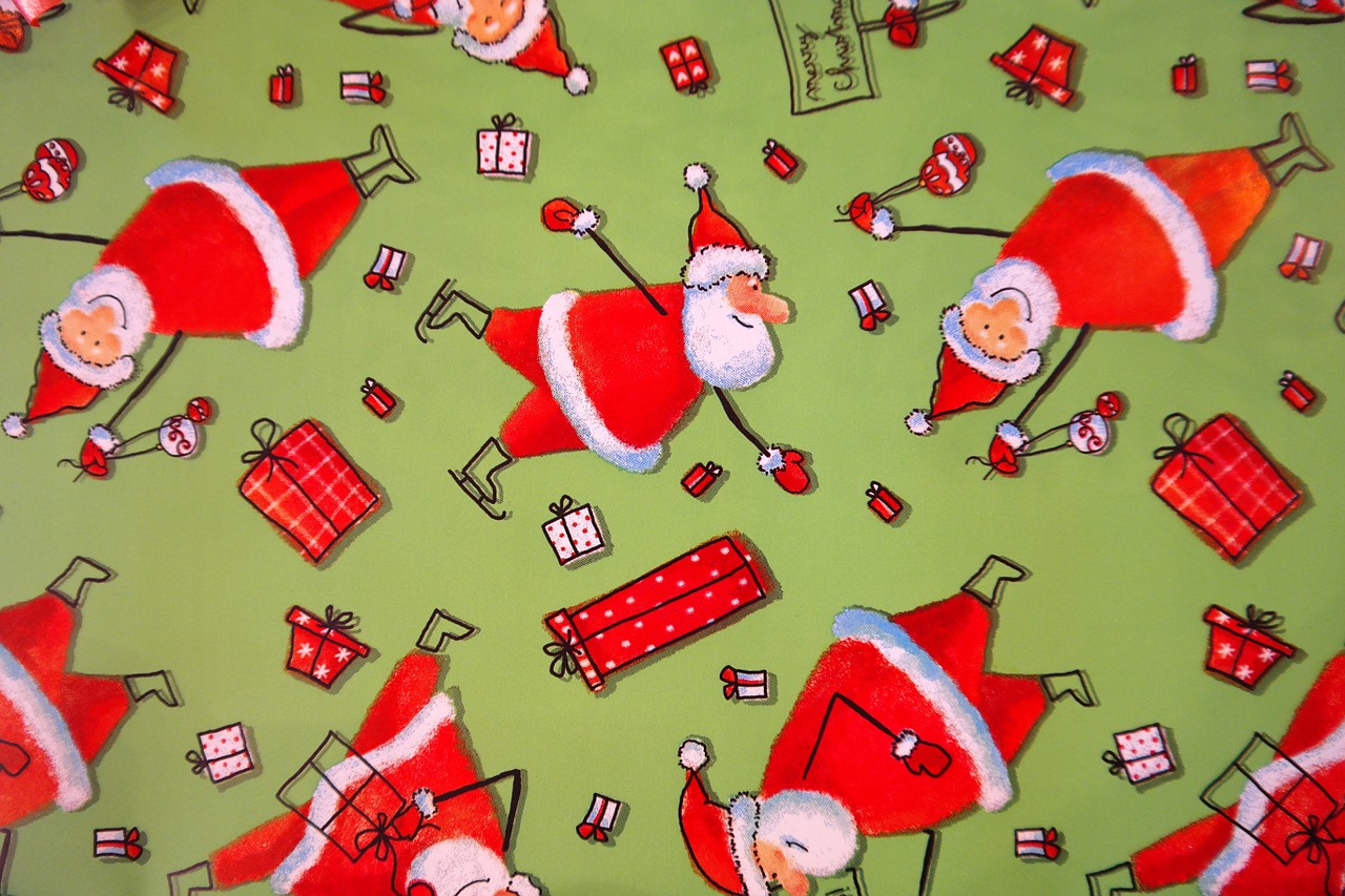 wrapping paper santa clauses funny free photo