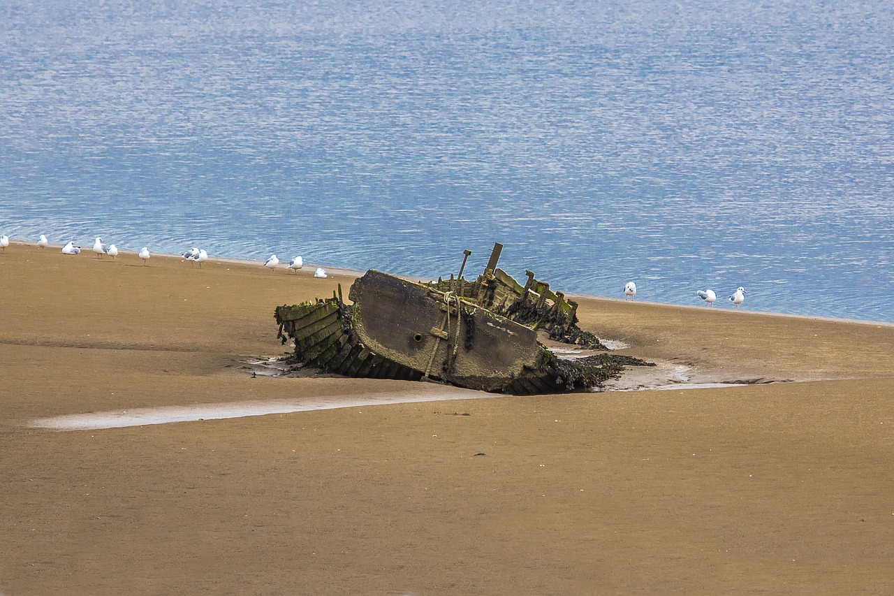 wreck ship ocean free photo