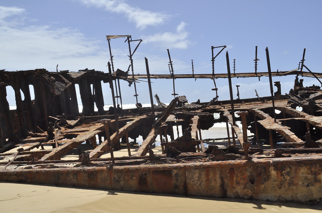 fraser island wreck australia free photo