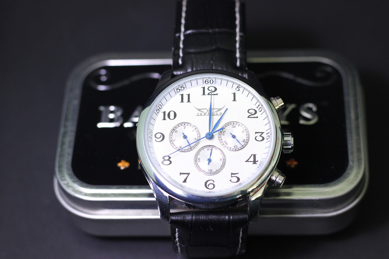 wristwatch steel luxury free photo
