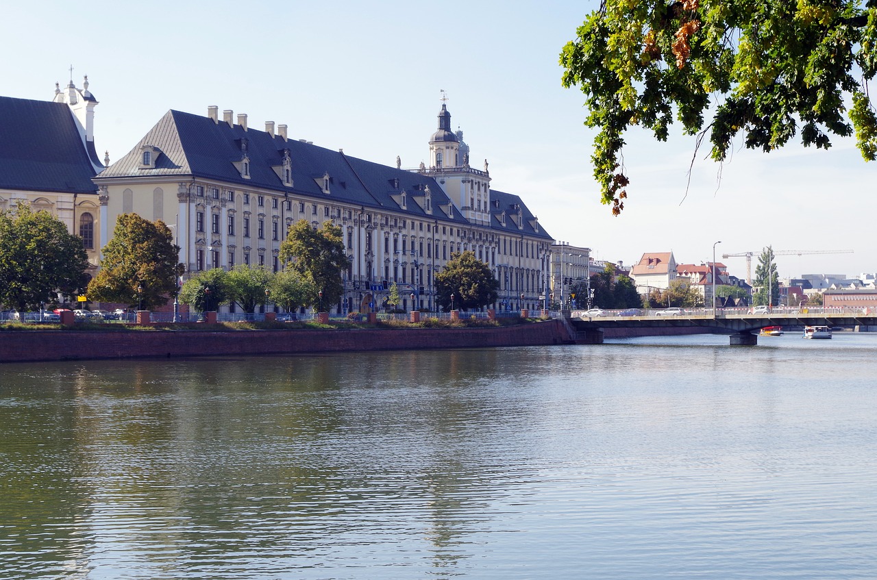 wrocław city the river odra free photo