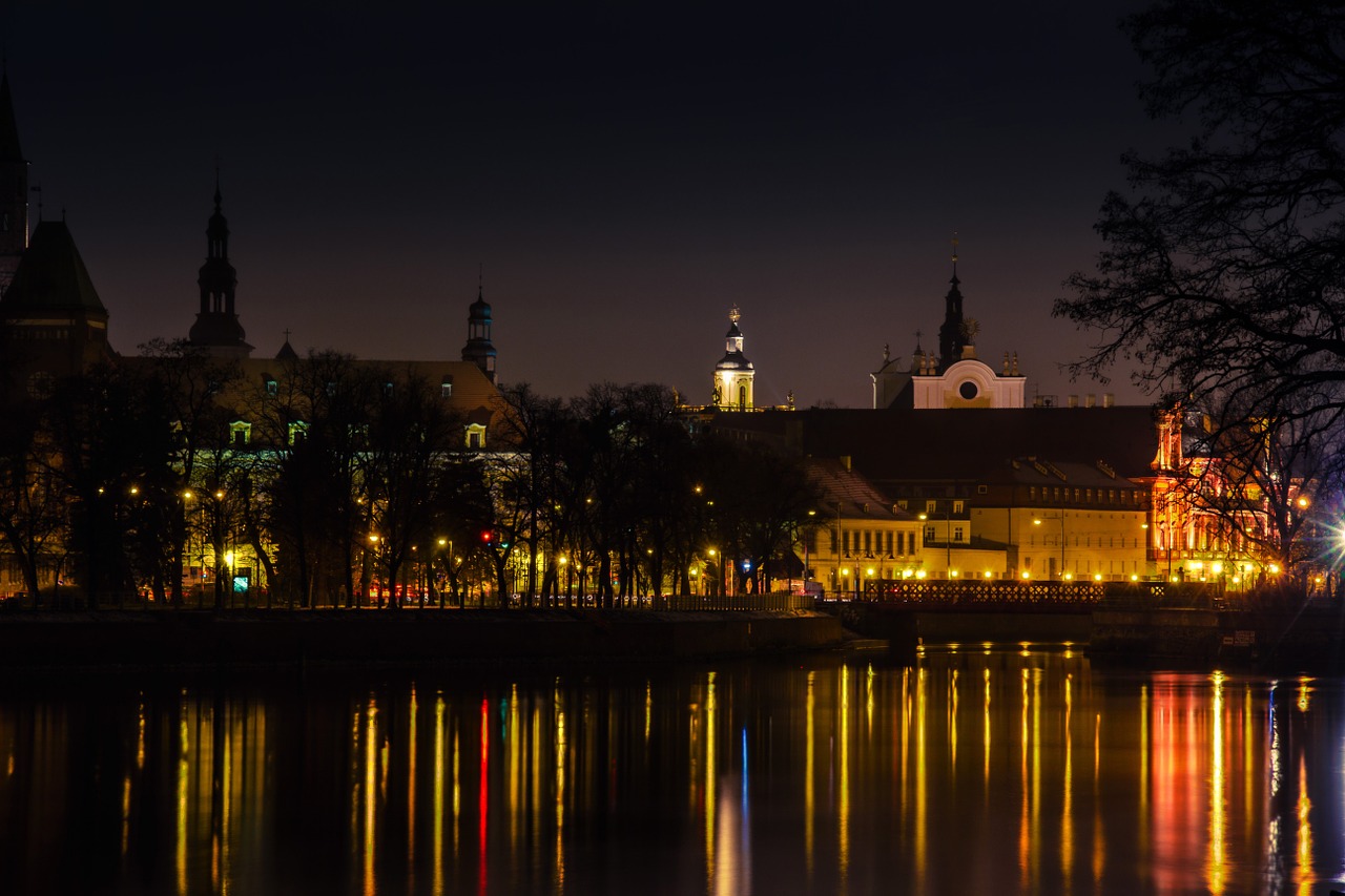 wroclaw river odra free photo