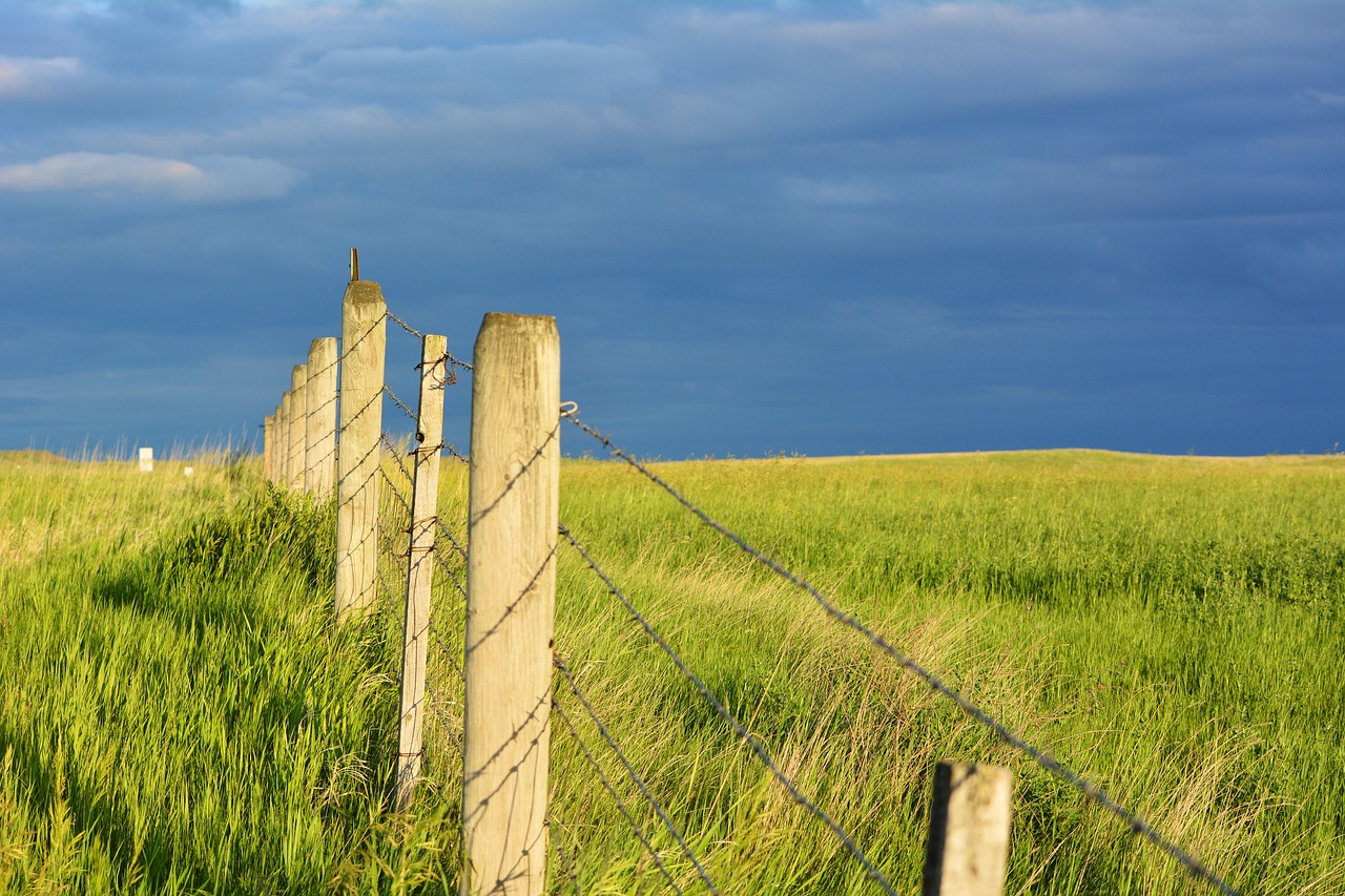 wyoming fence prairie free photo