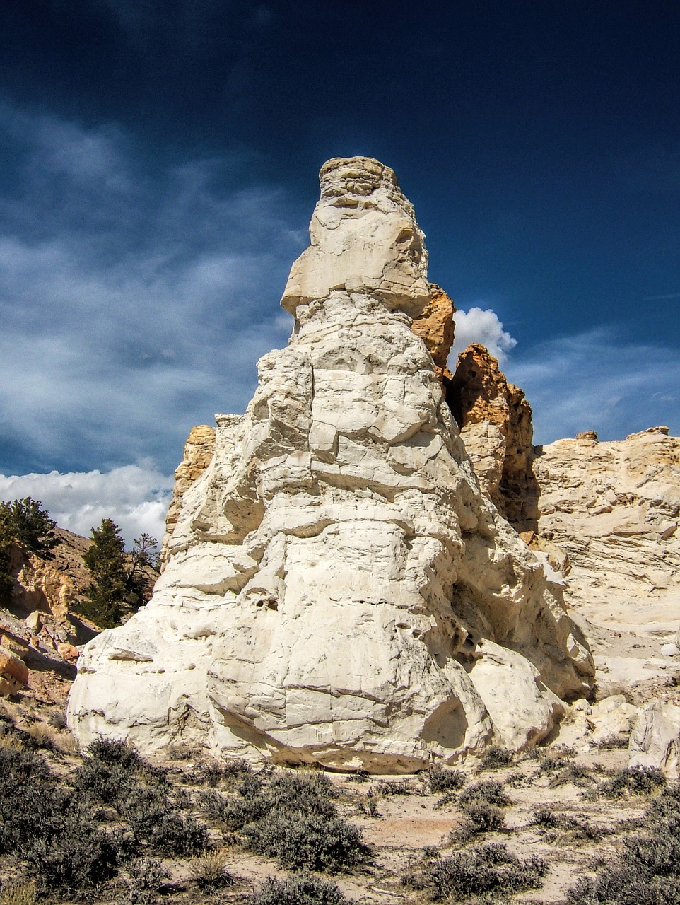 wyoming desert rocky free photo