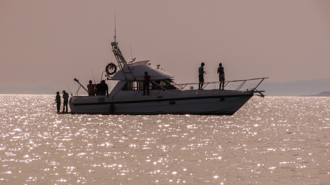 yacht boat fishing free photo