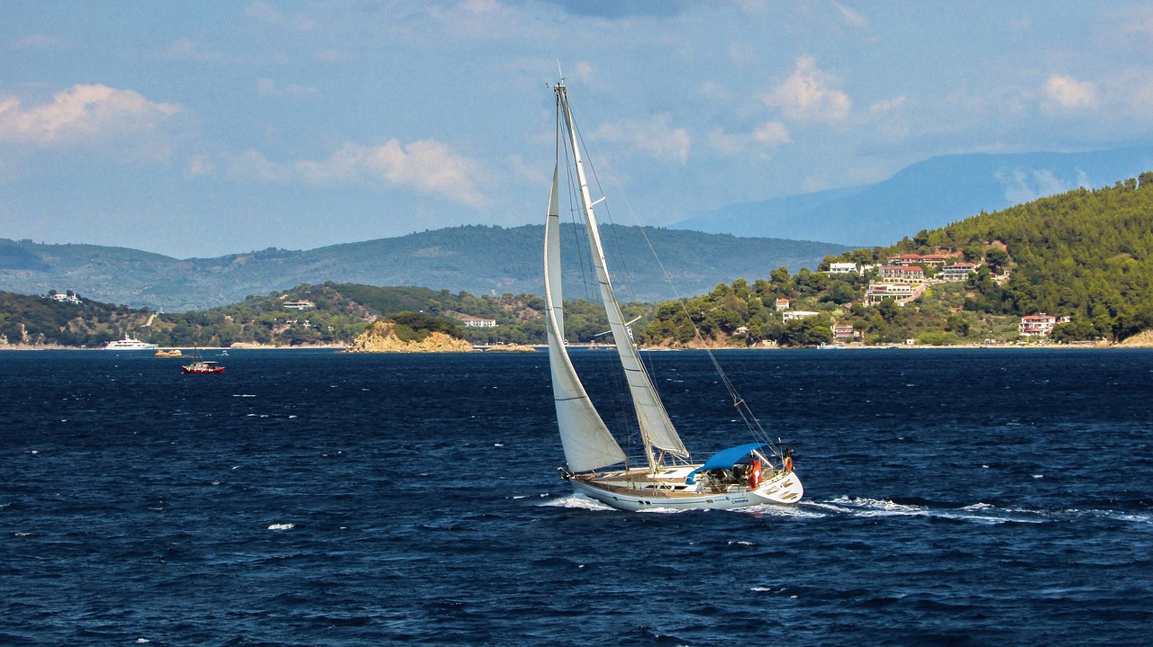 yacht sailing sea free photo