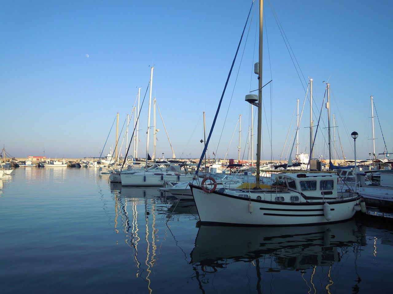 yacht  body of water  sea free photo